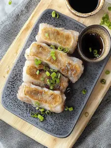 Crispy Dumplings with Shrimp
