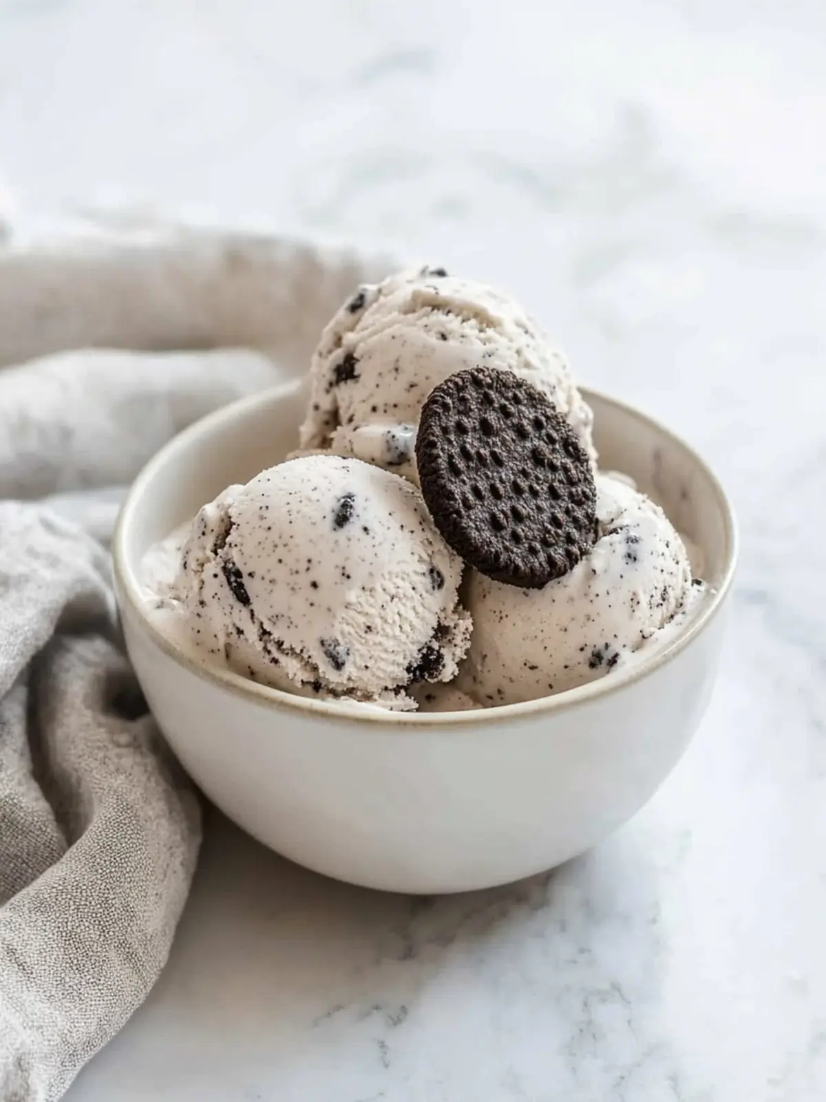 Vegan Cookies & Cream Ice Cream