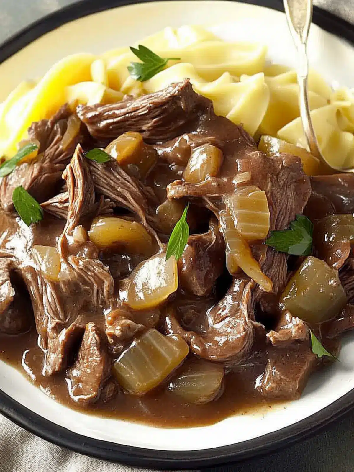 Festive Slow-Cooked Beef Tips for Cozy Family Dinners 2 Festive Slow-Cooked Beef Tips