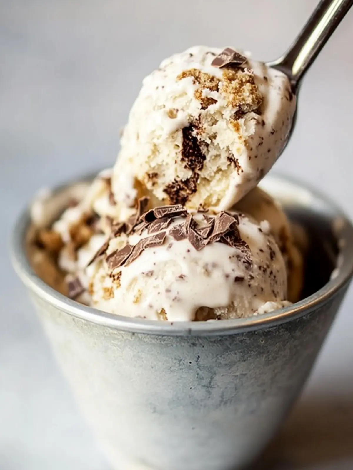 Graham and Milk Chocolate Ice Cream to Beat the Heat 3 Graham and Milk Chocolate Ice Cream